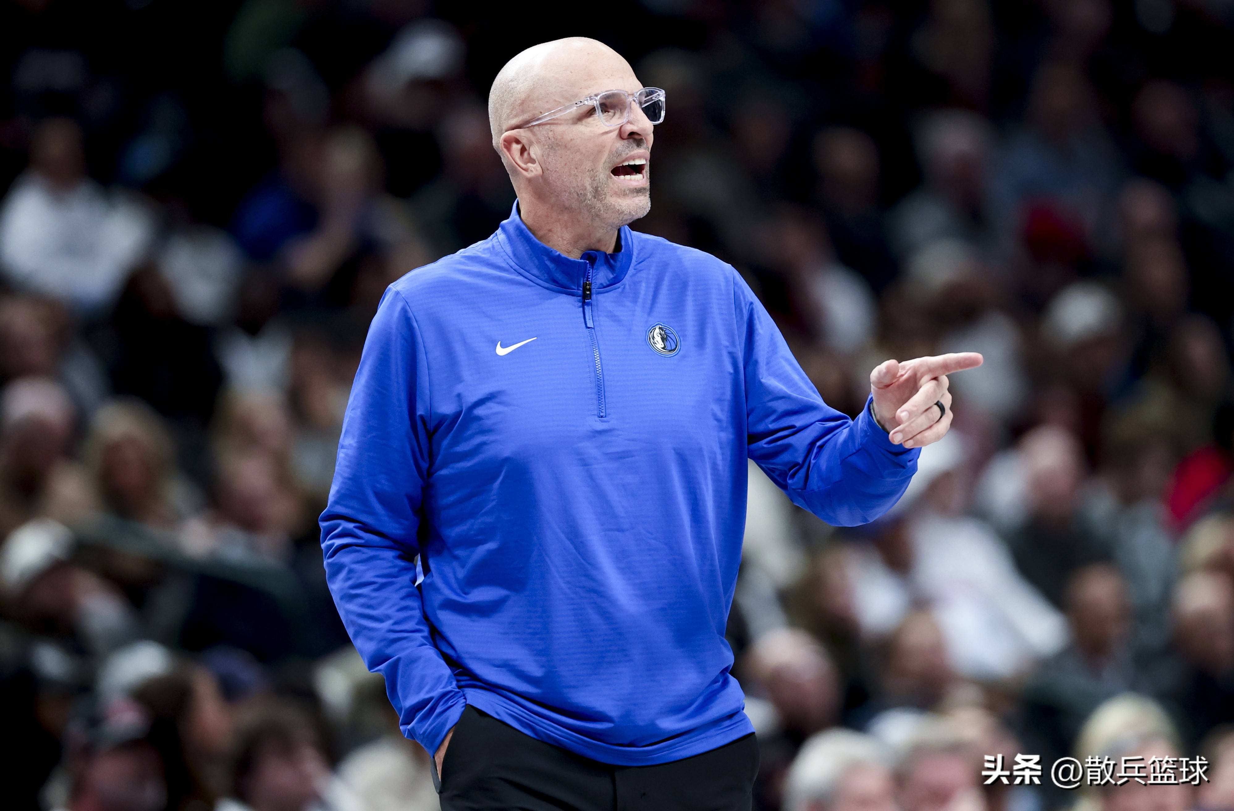 亚博体育平台晋级下一阶段首场状态出色，阿森纳观众沸腾！，浓眉哥重返赛场赛场气氛高涨的简单介绍