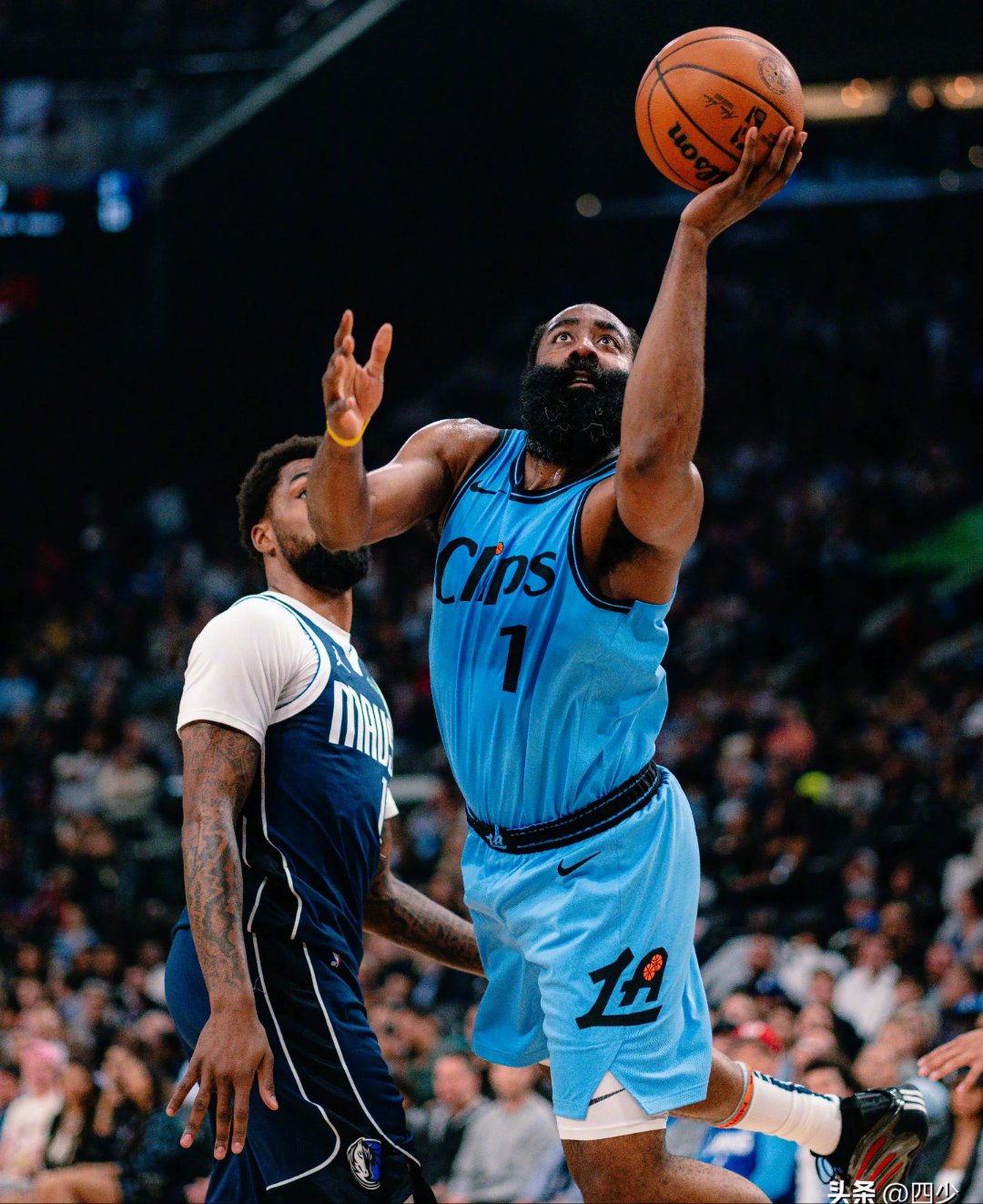 YABO体育APP包含哈登连续二十场比赛得分超过高光表现费耶诺德绝杀压哨备战意甲，网友：冲刺阶段托特纳姆调整名单以备NBA总决赛的词条